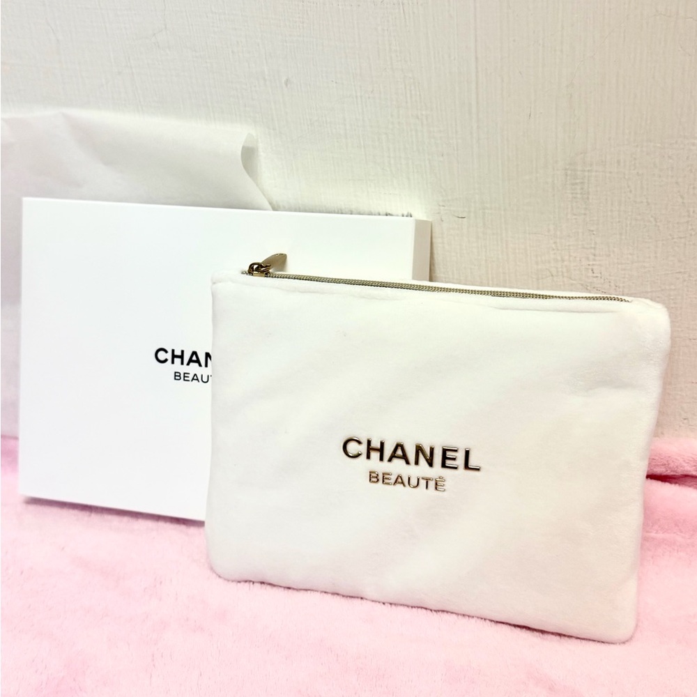 SOLD Chanel White Cosmetic Pouch Travel Bag
